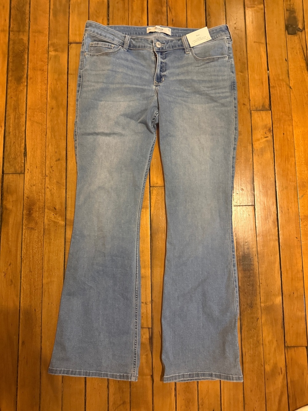 Hollister jeans - NWT!